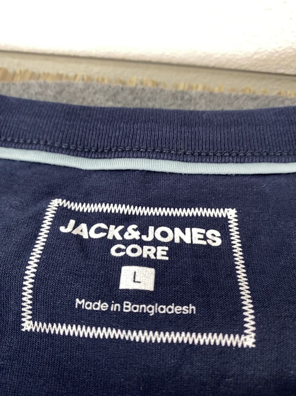 Pánské tričko s krátkým rukávem Jack & Jones Velikost L