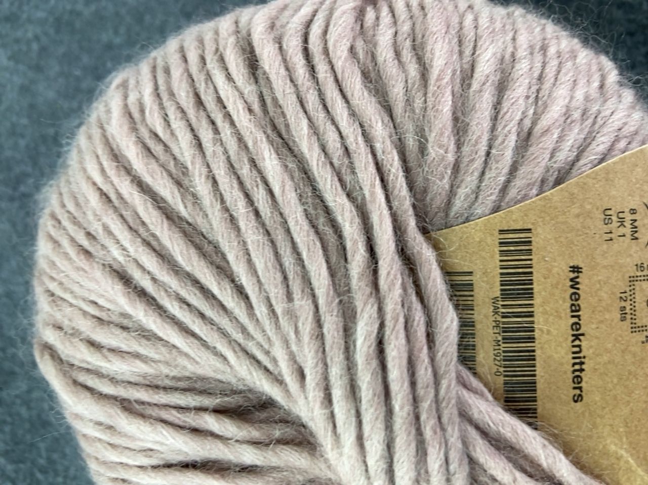 2 ks klubka vlny The Petite Wool 