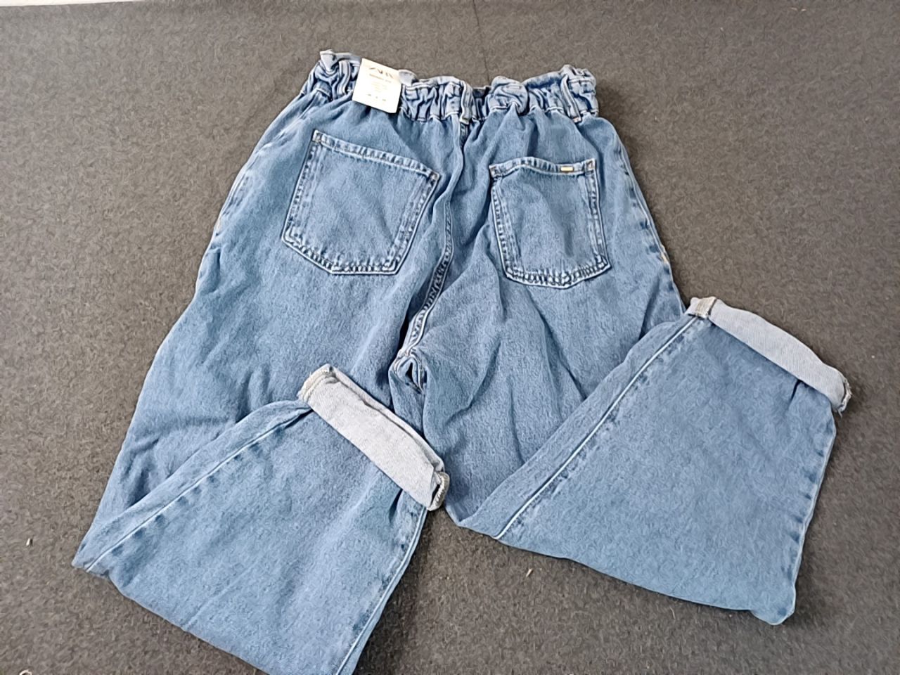 Dámské riflové kalhoty typu Baggy Fit Zara vel. 40
