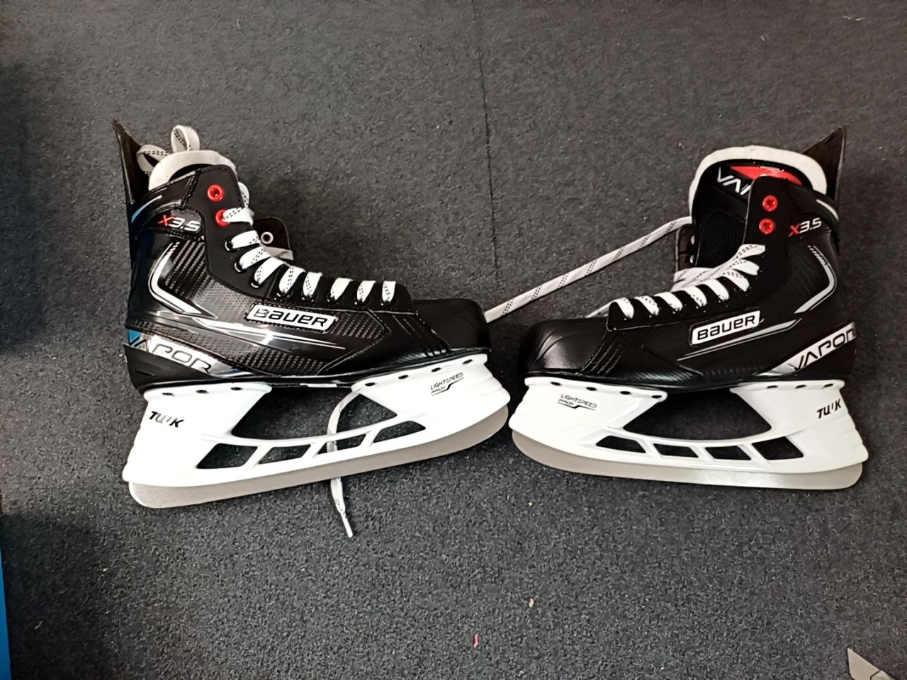 hokejové brusle Vapor X3.5 Bauer Velikost 8.5