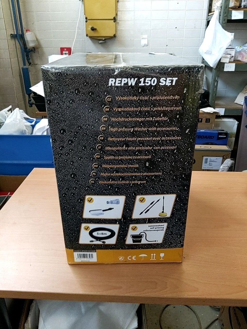 Vysokotlaký čistič Riwall PRO REPW 150 SET