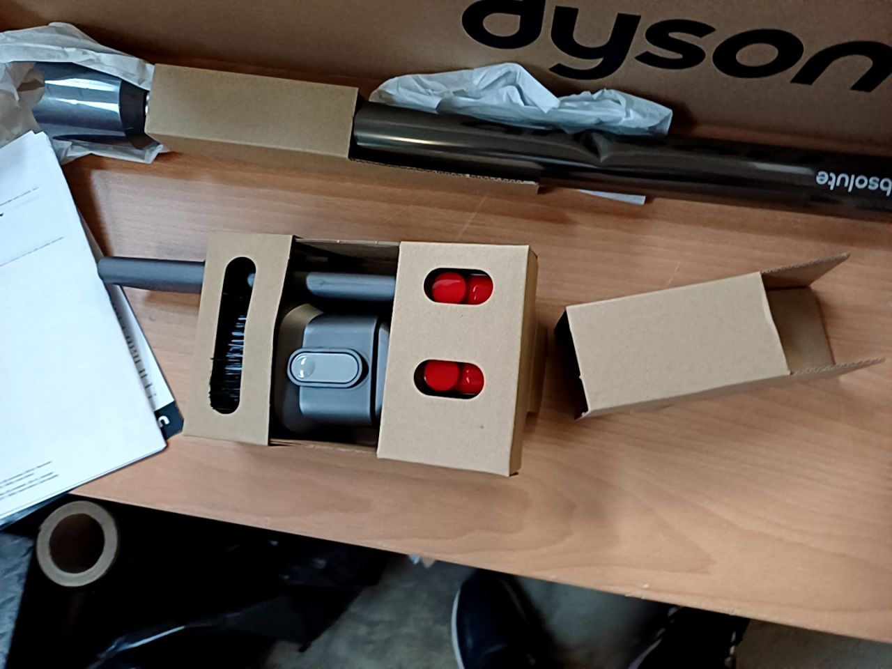 Tyčový vysavač Dyson V15