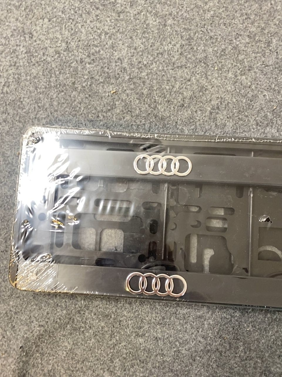 Rámeček na SPZ  Audi