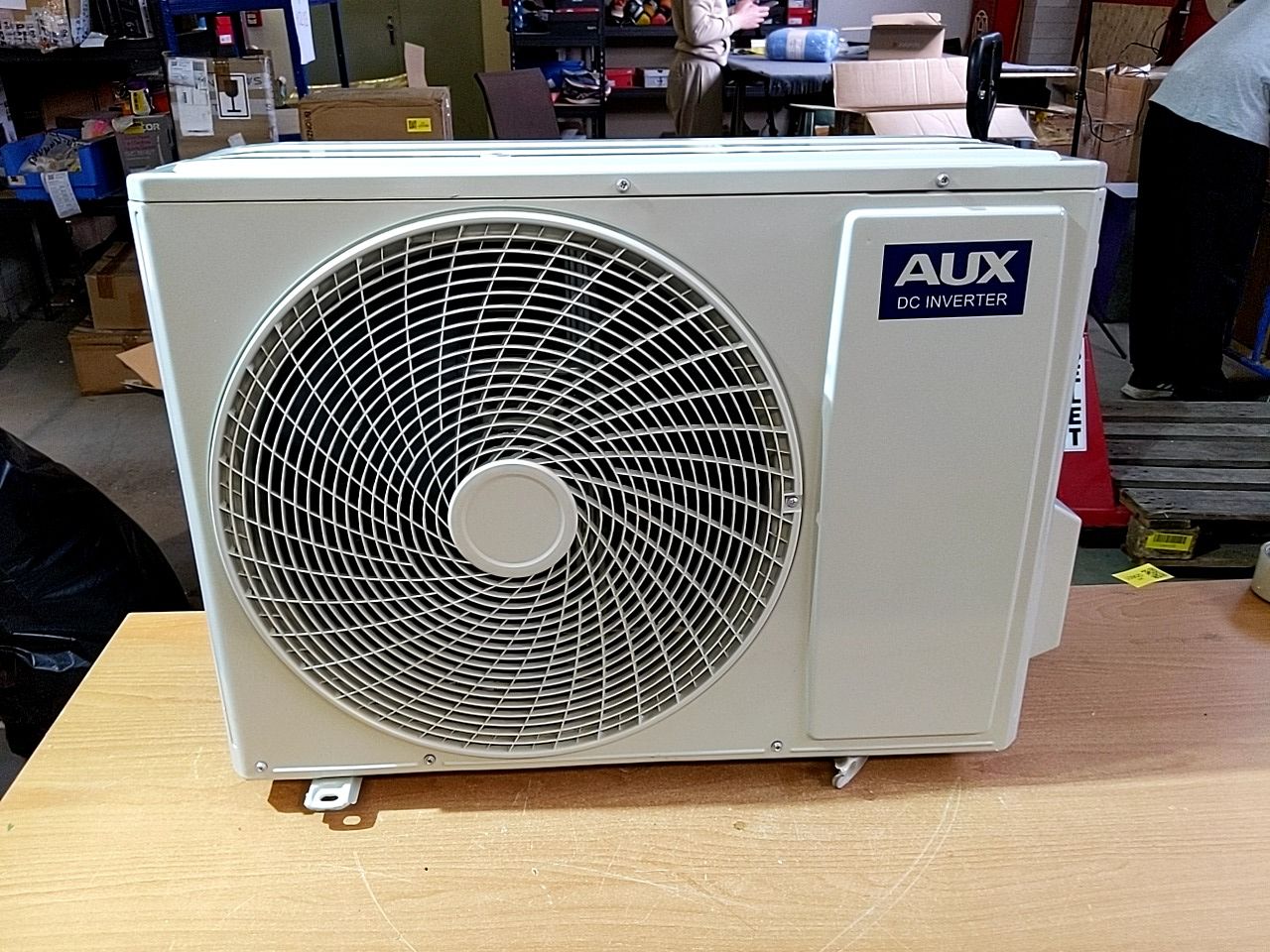Venkovní klimatizační jednotka Aux as-h12c5c4ucr3di-b8