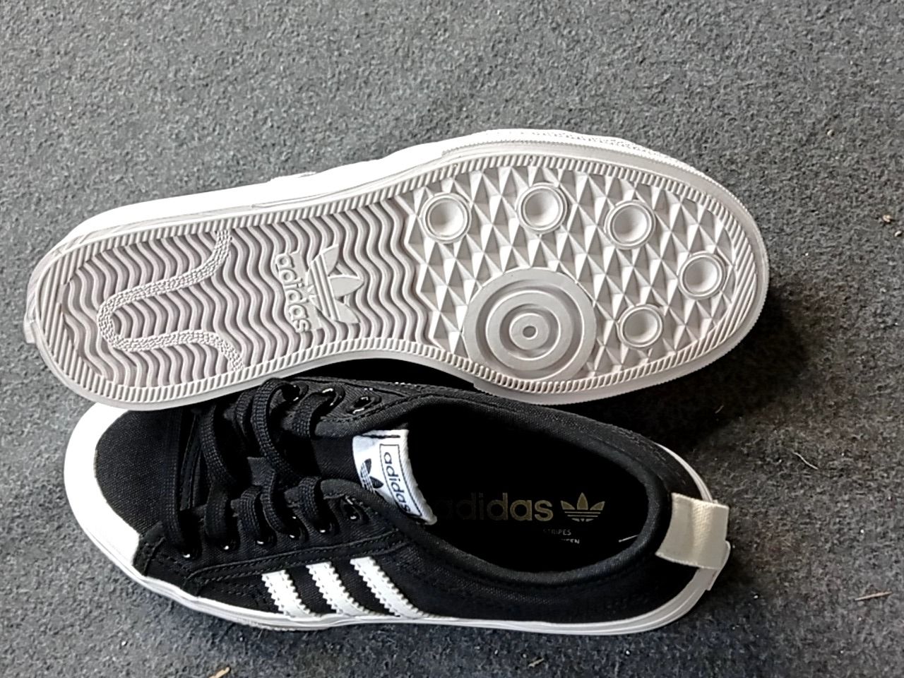 Dámské tenisky Adidas Velikost 37 1/3