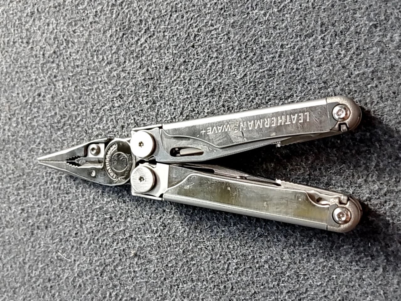 Multifunkční nůž Leatherman Leatherman Wave Plus