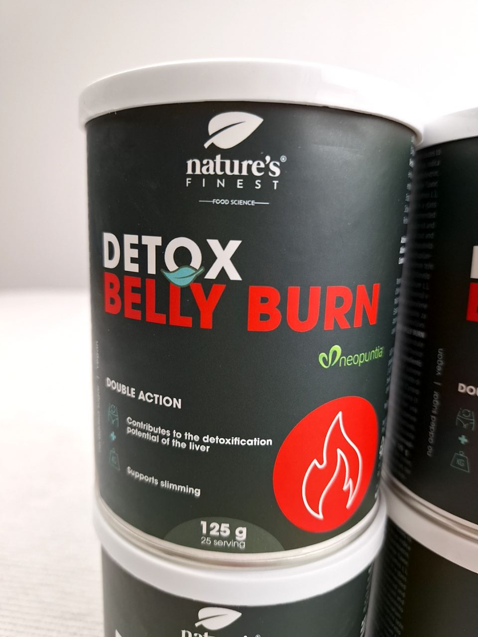 6 x Detox Belly Burn + kelímek / shaker Natures Finest 6 x 125g