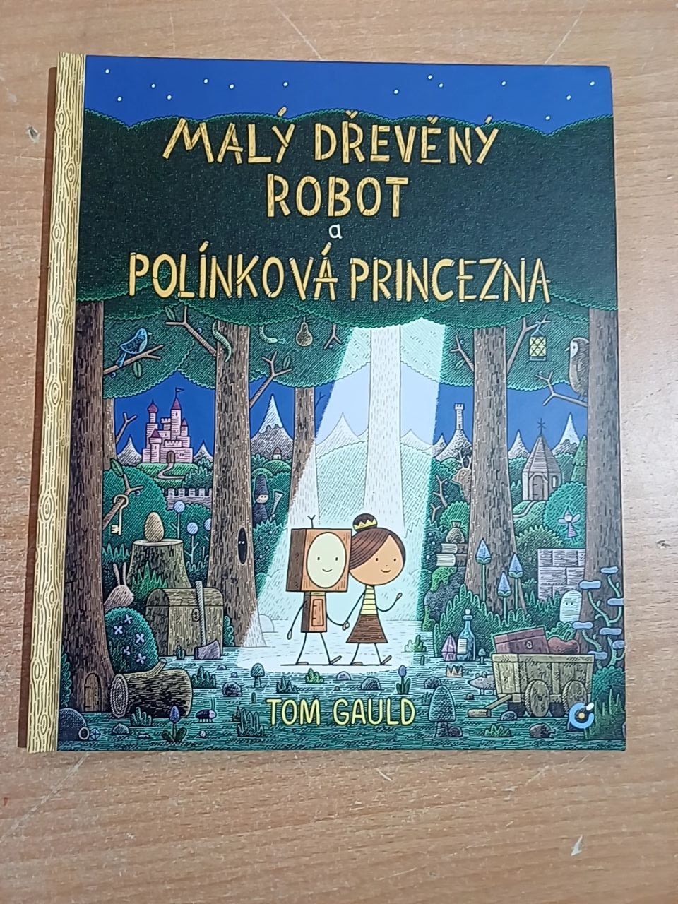 Malý dřevěný robot a polínková princezna  