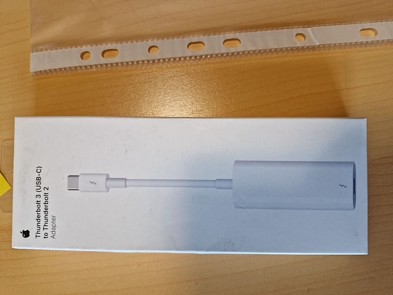 Redukce Apple USB-C Thunderbolt 3 to Thunderbolt 2 Adapter 