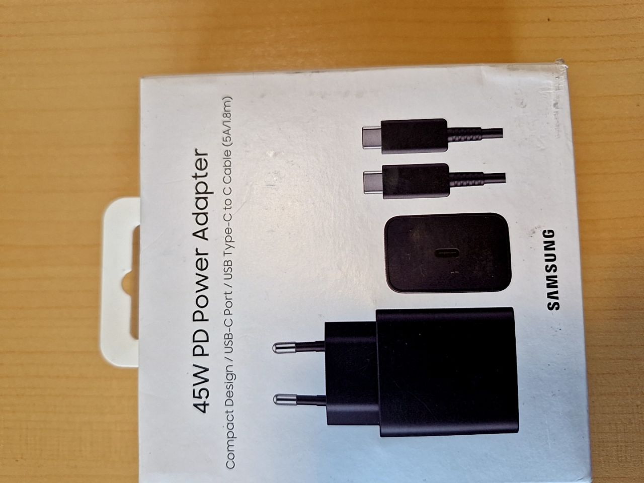 Nabíječka do sítě Samsung Nabíječka s USB-C portem (45W) černá 