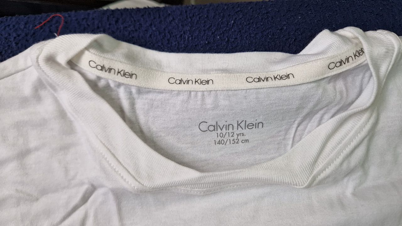 Dětské triko s krátkým rukávem Calvin Klein Velikost 10-12 let