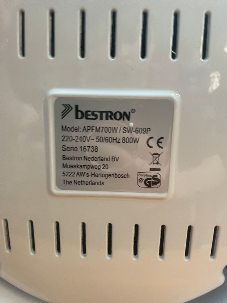 Vaflovač bestron APFM700W