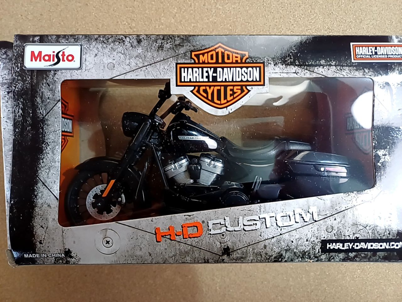 Model motocyklu Harley-Davidson 2017 Road King Special Maisto 