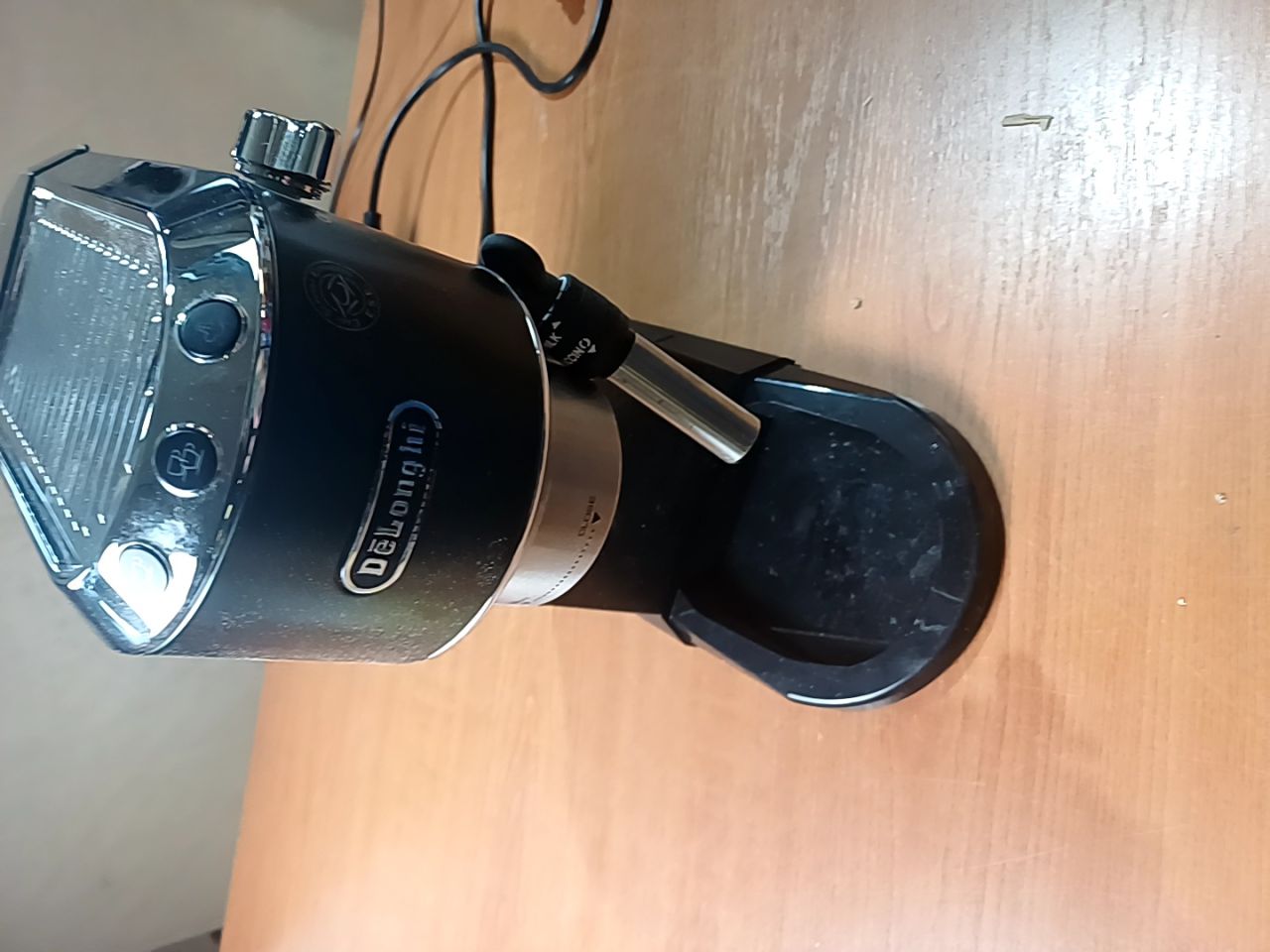 Kávovar De'Longhi EC685.BK