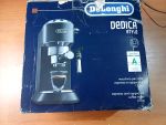 Kávovar De'Longhi EC685.BK