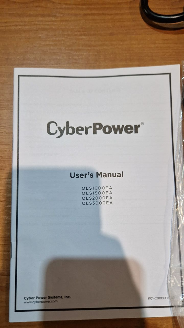 Záložní zdroj CyberPower OLS1000EA