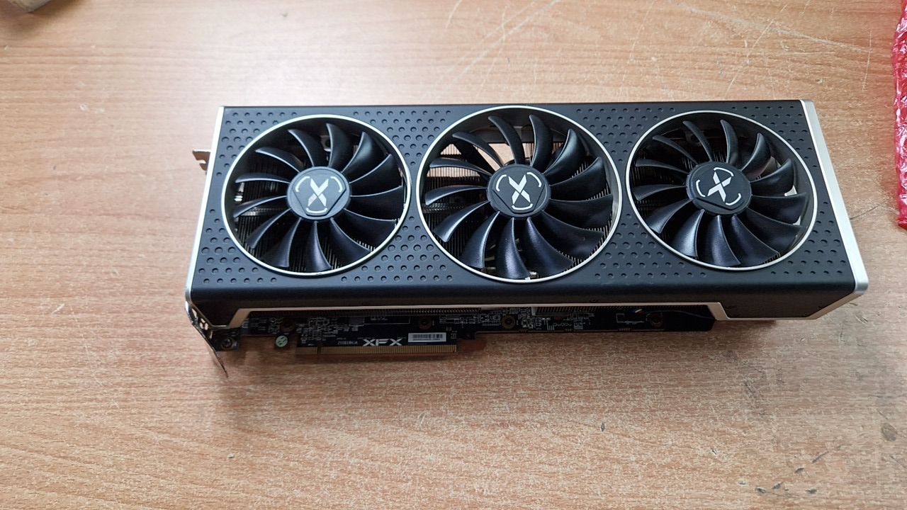 Grafická karta XFX Radeon RX 6700 XT Speedster 