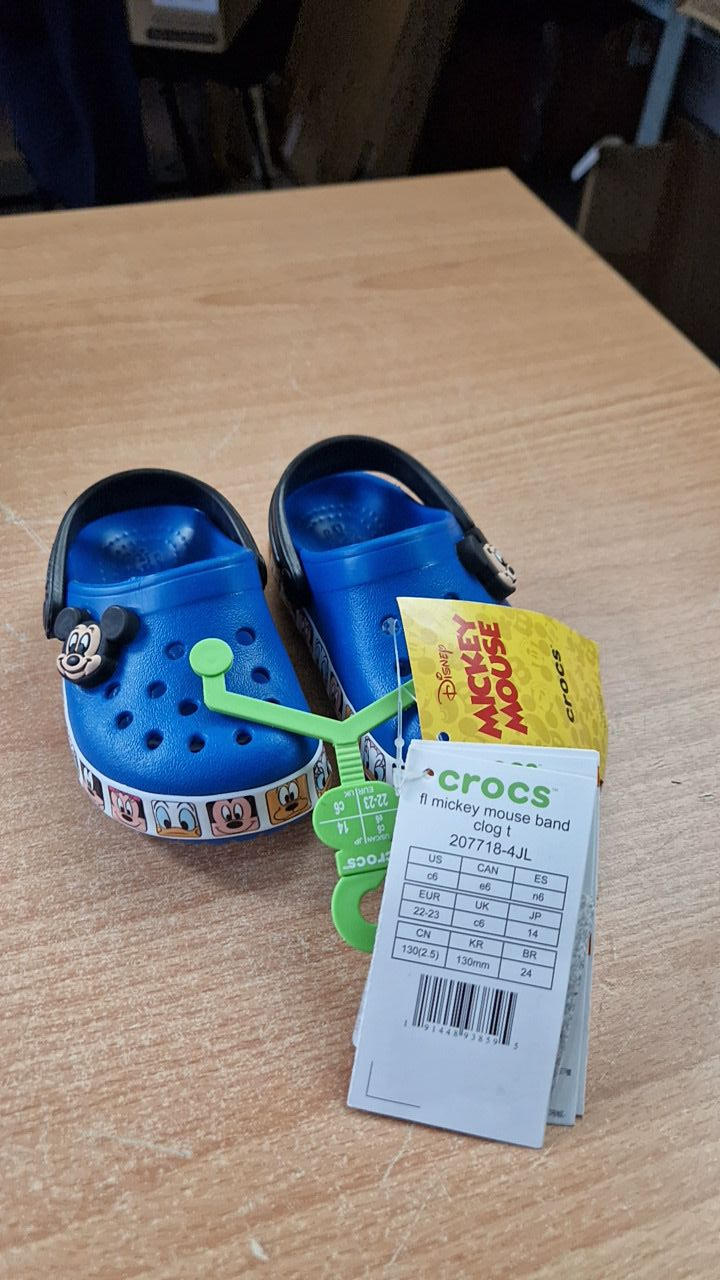 Dětské pantofle - mickey mouse crocs Velikost 6